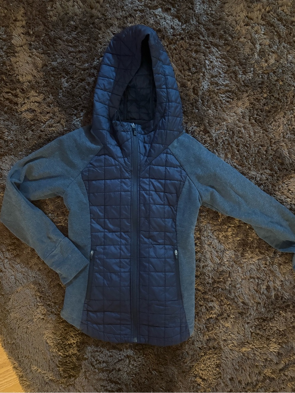 Quilted Hooded Women's North Face Jacket in Navy and Gray
